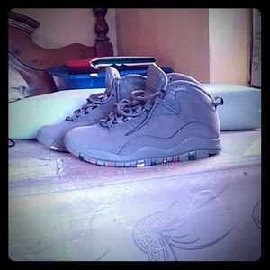 Cool grey 10s